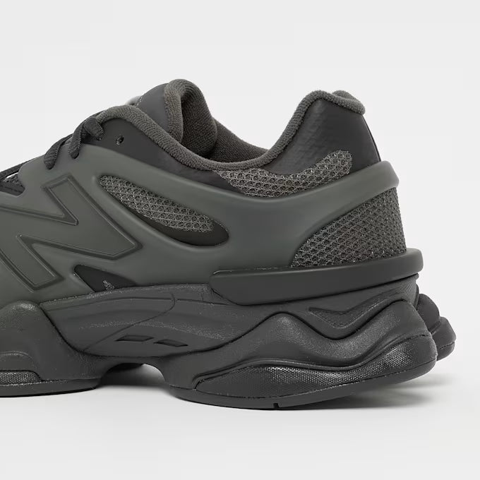 New Balance 9060 Grau Sneaker