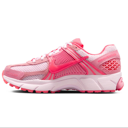 Nike Zoom Vomero 5 Coral Chalk Hot Punch Sneaker