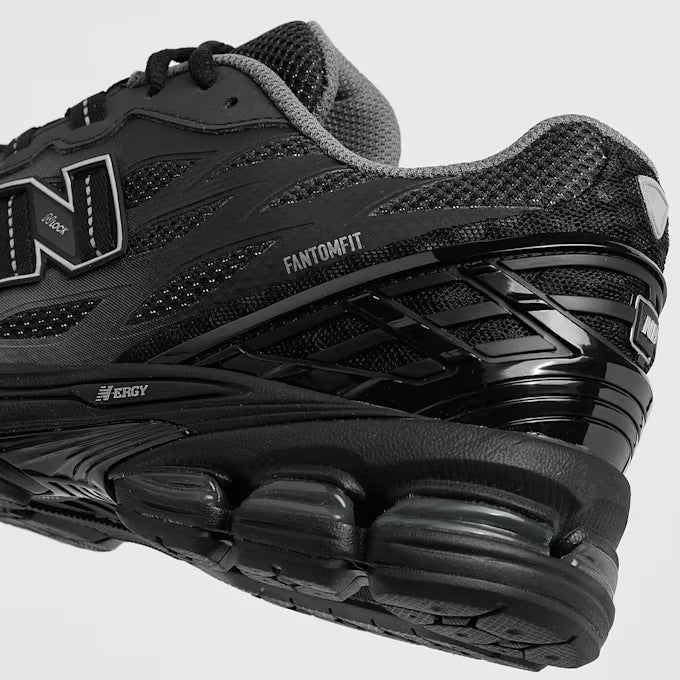 New Balance 1906 Grau/Schwarz Sneaker