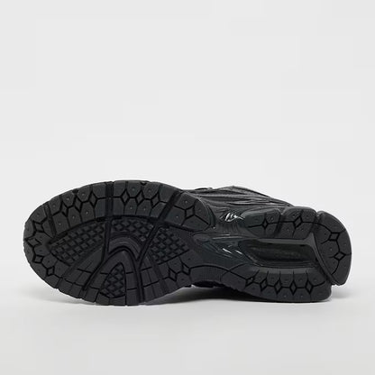 New Balance 1906 Schwarz Sneaker