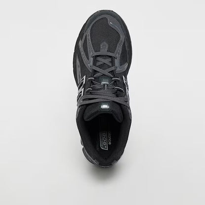 New Balance 1906 Schwarz Sneaker