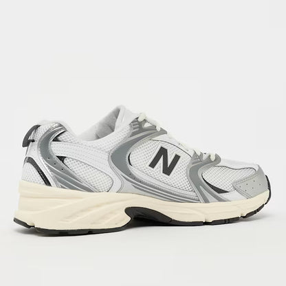 New Balance 530 Weiß/Silber Sneaker