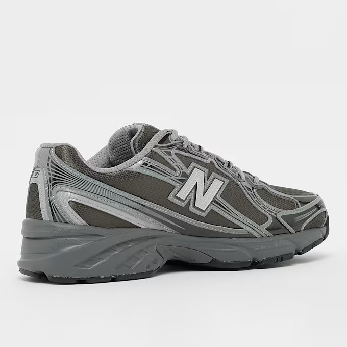 New Balance 740 Grau Sneaker