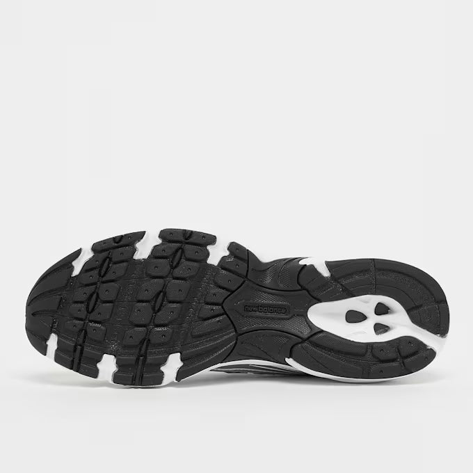 New Balance 740 Weiß/Silber Sneaker
