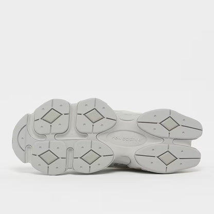 New Balance 9060 Beige/Grau Sneaker