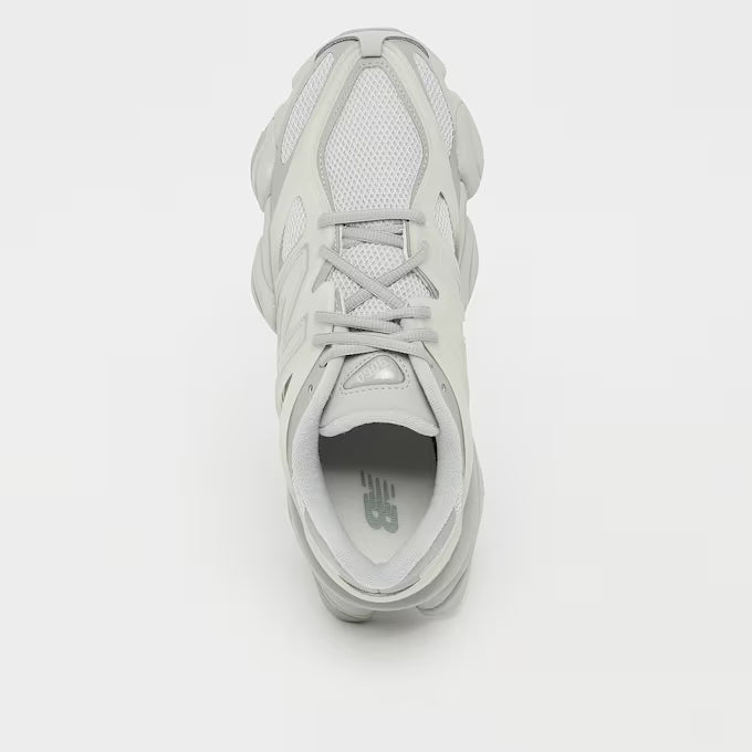 New Balance 9060 Beige/Grau Sneaker