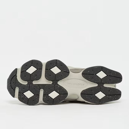 New Balance 9060 Grau/Beige Sneaker