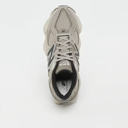 New Balance 9060 Grau/Beige Sneaker