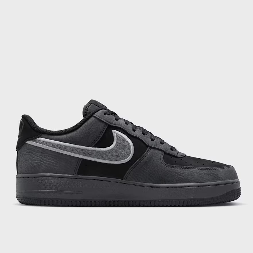 Nike Air Force 1 07 LV8 Herren Schwarz Sneaker