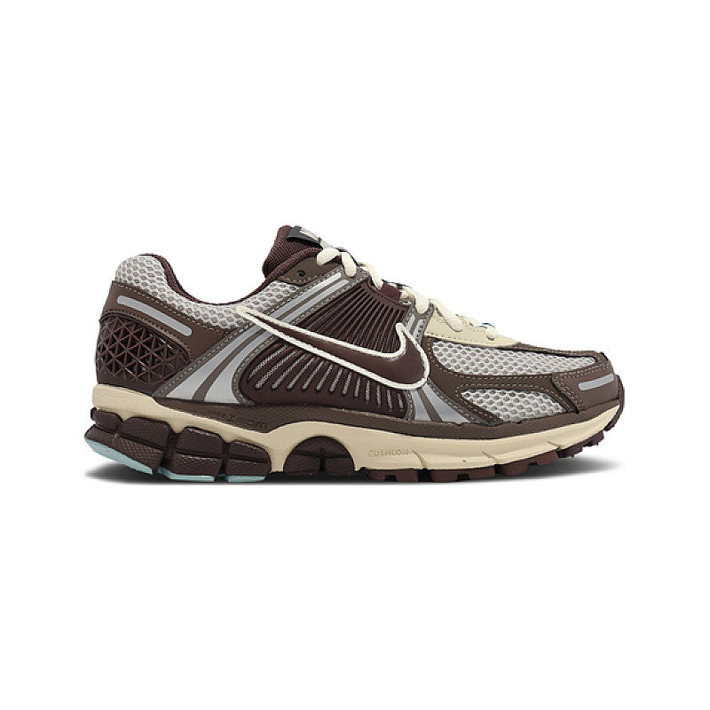 Nike Zoom Vomero 5 Earth Fossil Sneaker